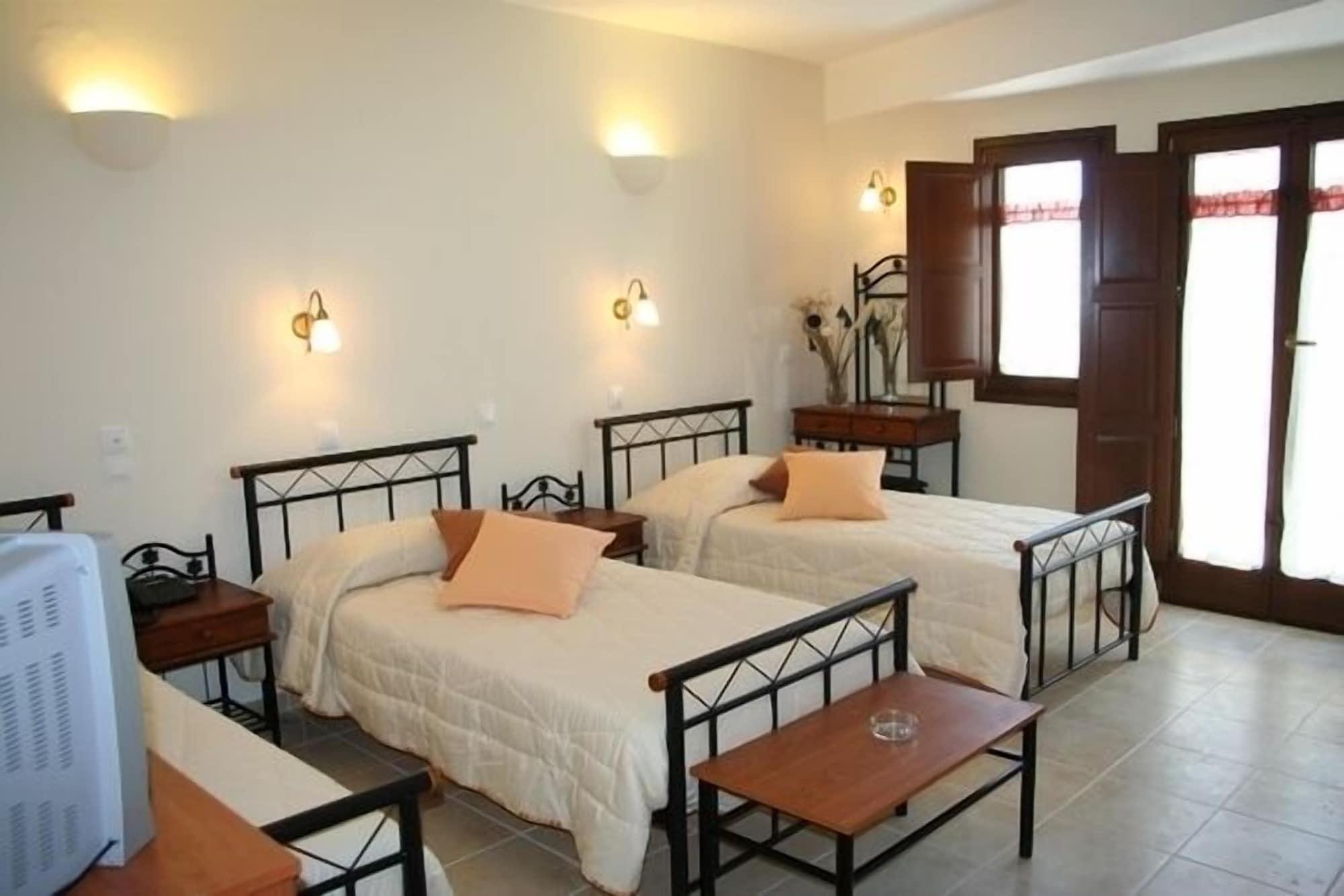 Amerisa Suites & Villa Fíra Kültér fotó