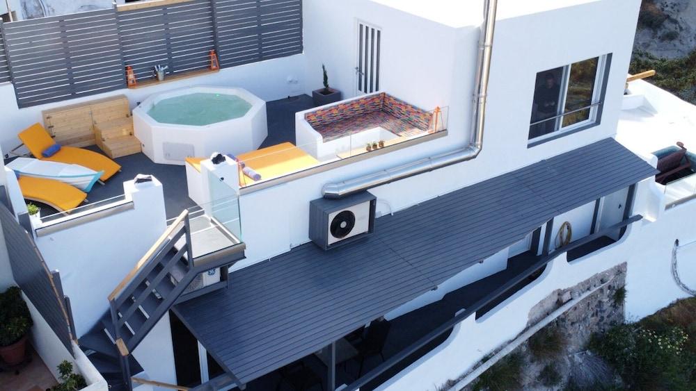 Amerisa Suites & Villa Fíra Kültér fotó
