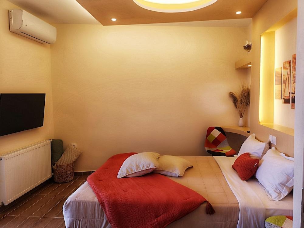 Amerisa Suites & Villa Fíra Kültér fotó